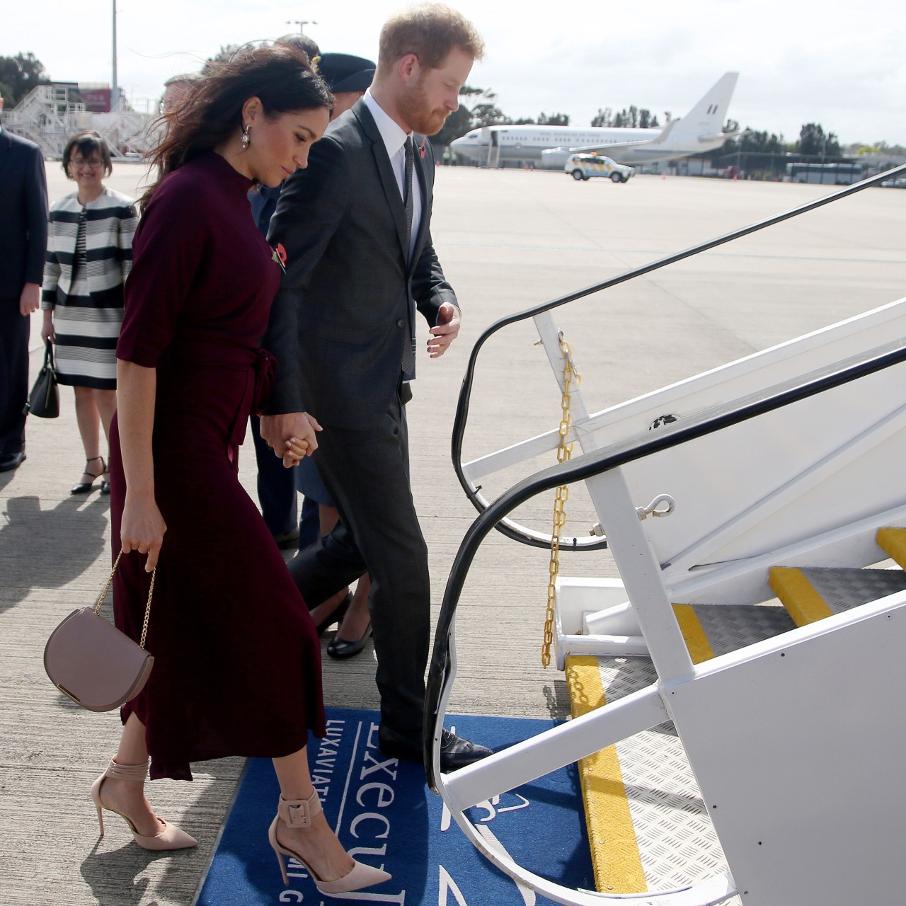 Meghan Markle wears $4,073 designer look catch a private jet out
