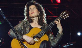 Sharon Isbin performs at The 2006 Recording Academy Honors Awards