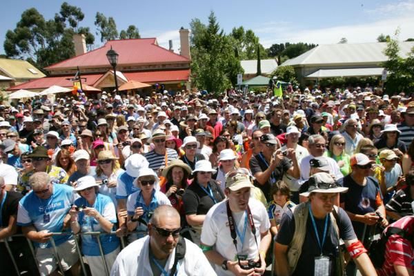 The Hahndorf crowds.