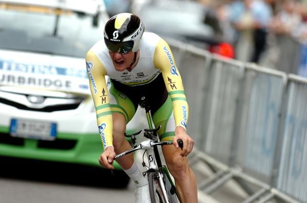 Luke Durbridge (Orica GreenEdge) rides to the win in the Dauphine prologue
