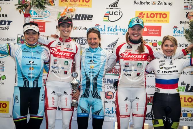 Elite women's awards ceremony: Sabine Spitz, Alexandra Engen, Adelheid Morath, Katrin Leumann, Irina Kalentieva
