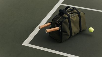 Bennett Winch Sport Holdall