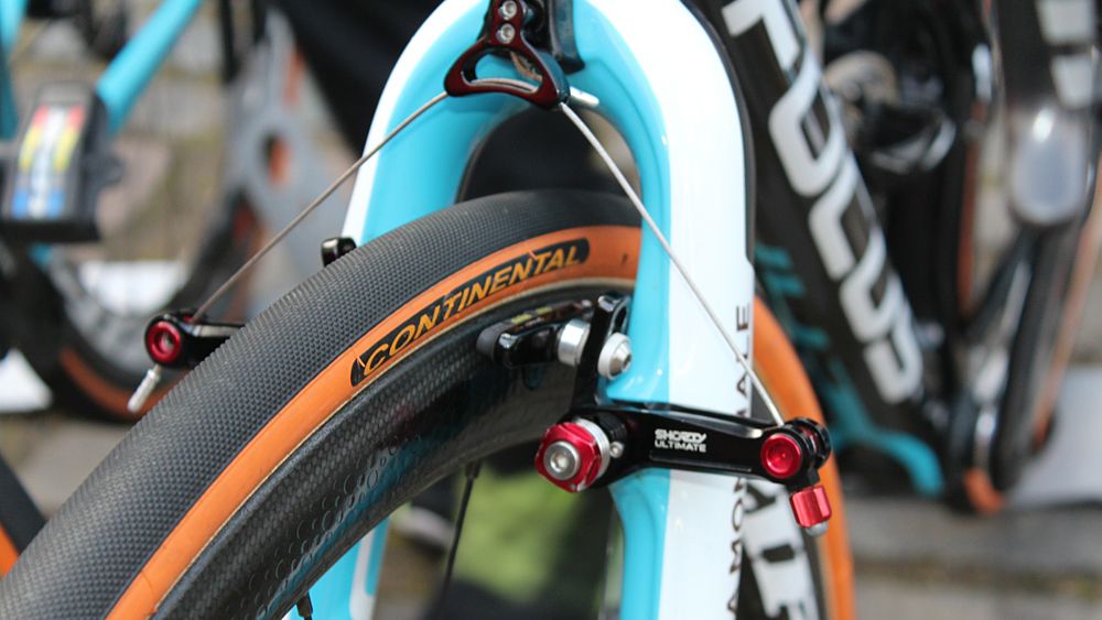 While about half the WorldTour teams race Continental, we only saw one rider, AG2R's Sebastian Minard, on a cyclocross bike this year
