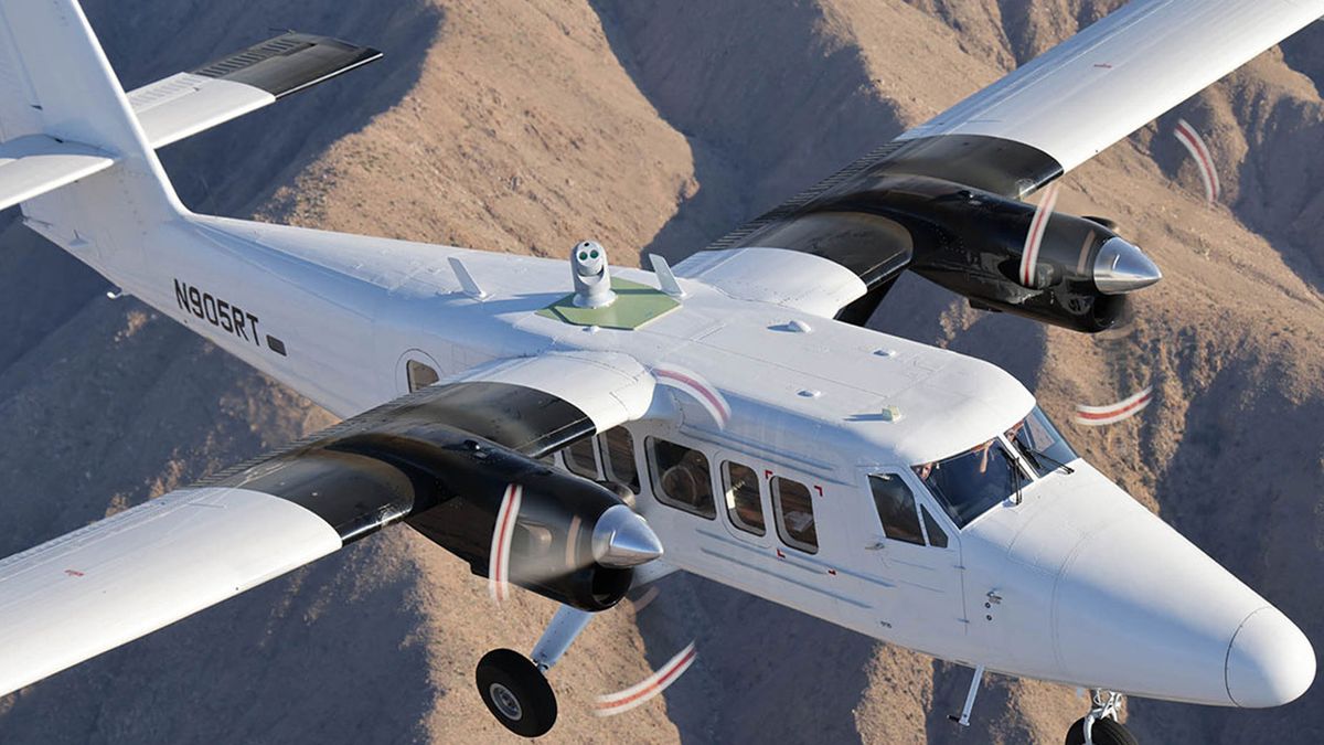 World's first laser communication link between a plane and satellite ran at 1 Gbps — 10-watt laser which has a 3,417 mile range and 2.5 Gbps max data rate