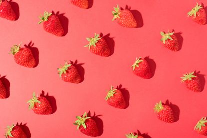 Healthy foods lower libido: strawberries
