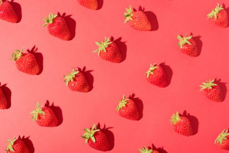 Healthy foods lower libido: strawberries