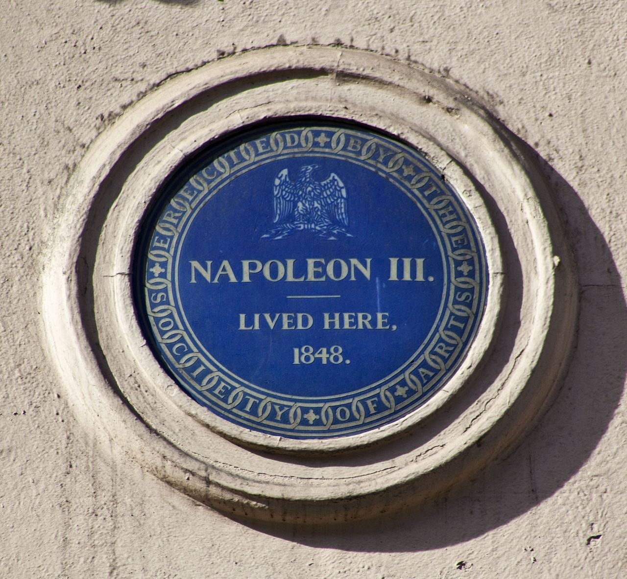 The blue plaque in King Street noting that Napoleon III once lived there has survived over a century — not all the plaques have been so lucky.