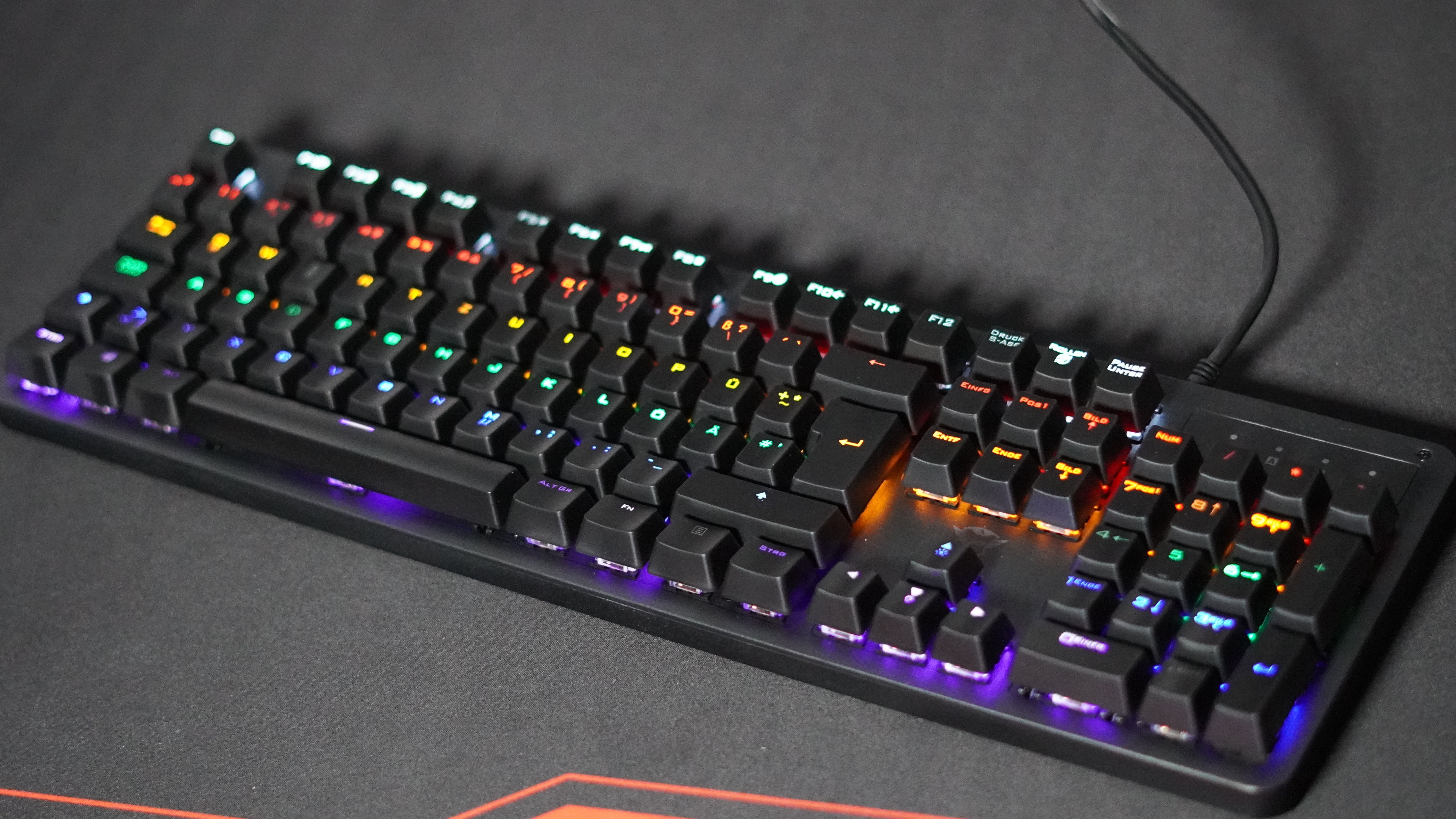 Trust Tastatur Fotos