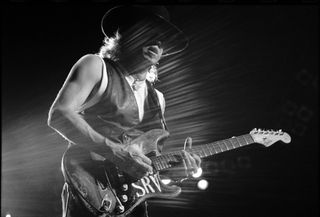 Couldn't stand the weather, SRV brings the noise to Minneapolis in 1990