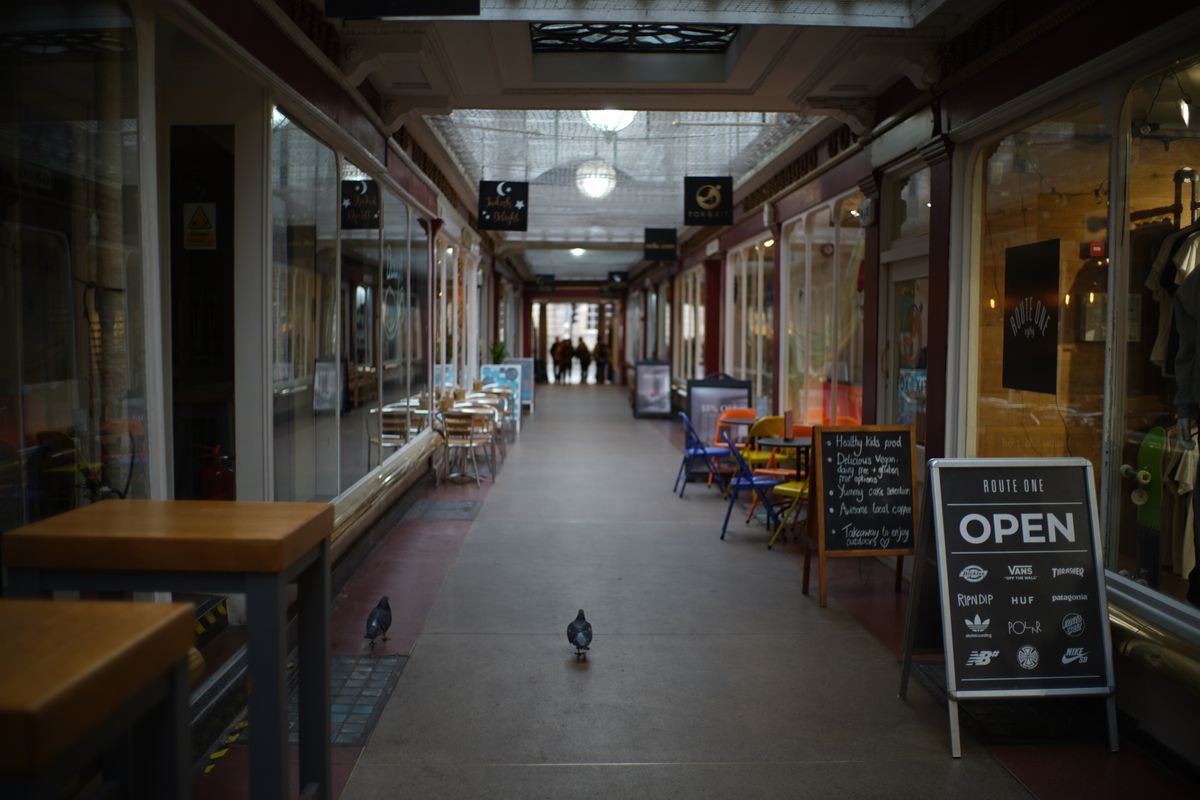 Pergear 35mm f/1.4 review sample images