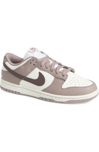 Dunk Low Basketball Sneaker