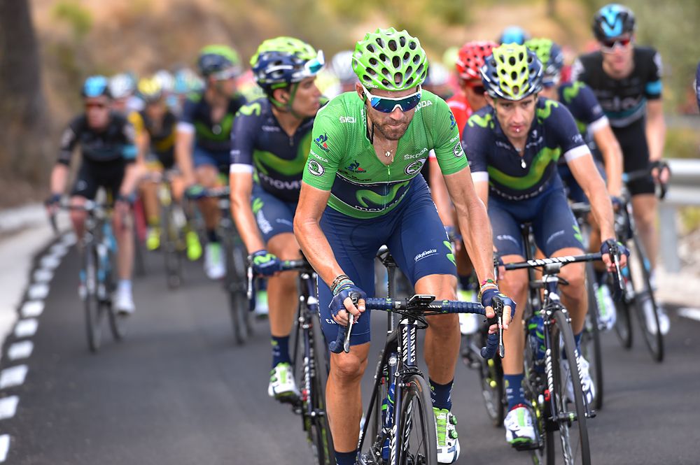 Alejandro Valverde (Movistar) sets the pace in the peloton