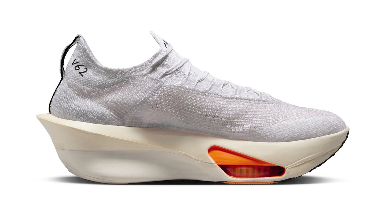 Embargo Date and Time: Wednesday, November 29that 1pm GMT/ Nike confirms availbility of Alphafly 3