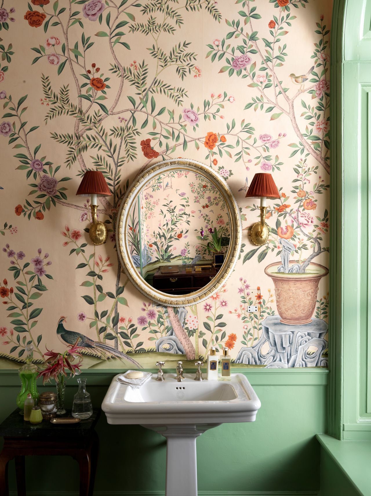 de Gournay wallpaper in the bathroom