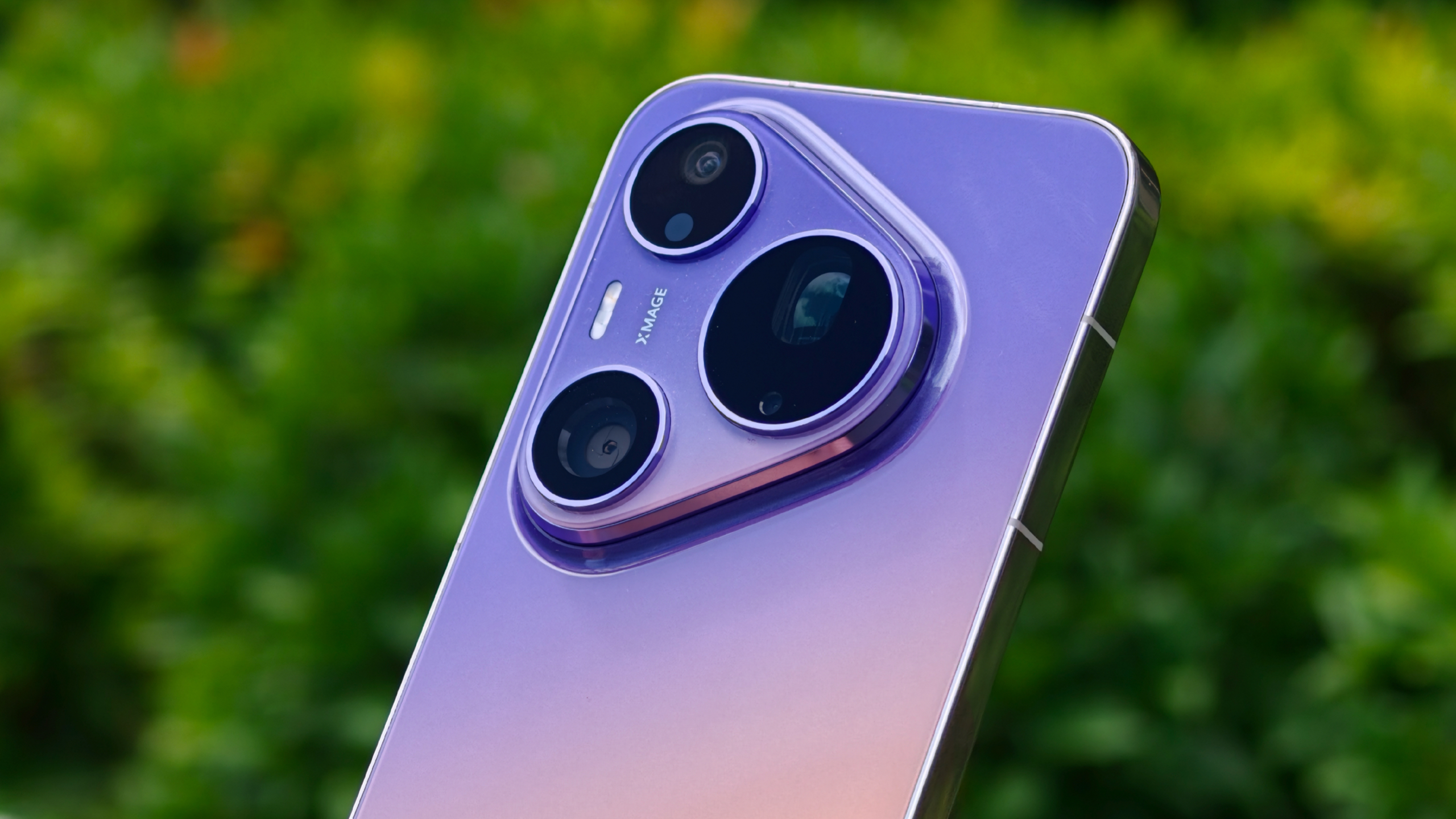 Hands on with the Huawei Pura 90 Pro Max