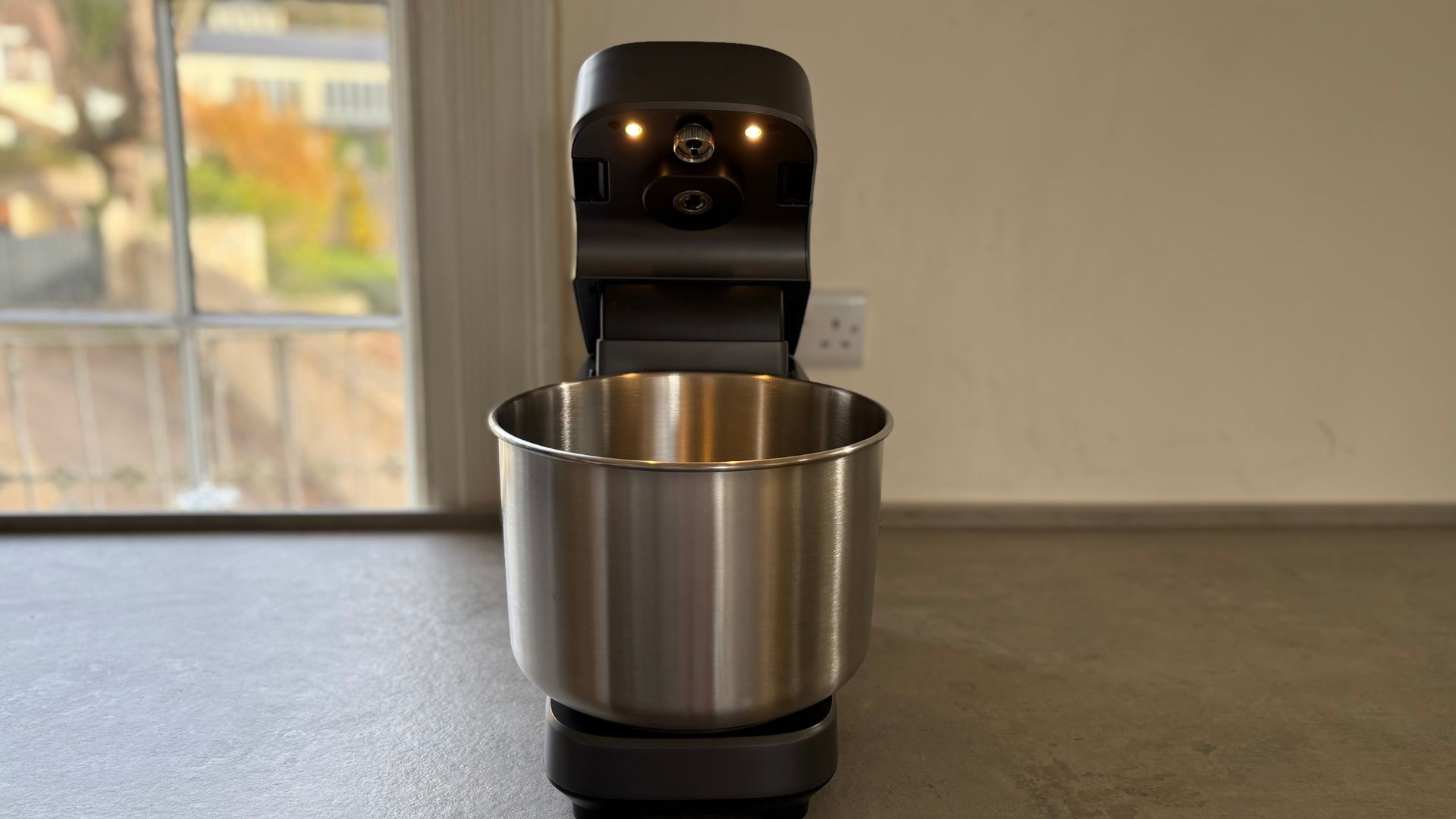 Testing the Ooni Halo Pro Stand Mixer