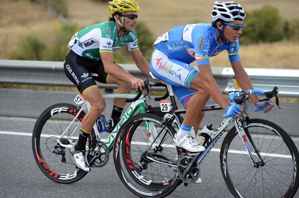 Jose Vicente Toribio Alcolea (Andalucia) and Aitor Galdos Alonso (Caja Rural) work together in their stage 19 escape at the Vuelta