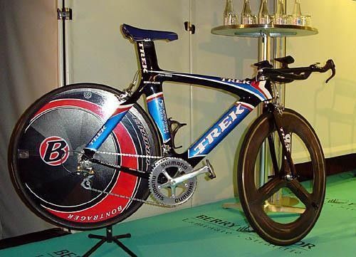 Roberto Heras' time trial bike from last season