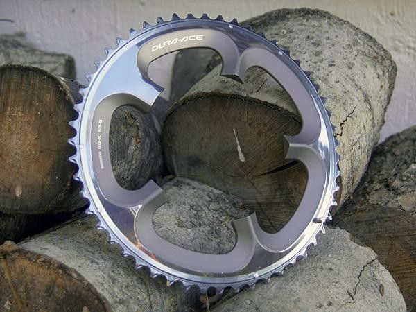 The new hollow outer chainring is noticeably difficult to bend by hand.