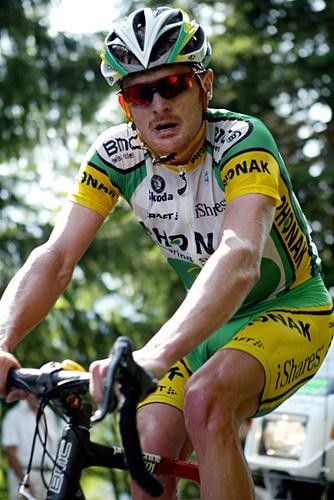 Floyd Landis (Phonak) on the way to his incredible win in Morzine.