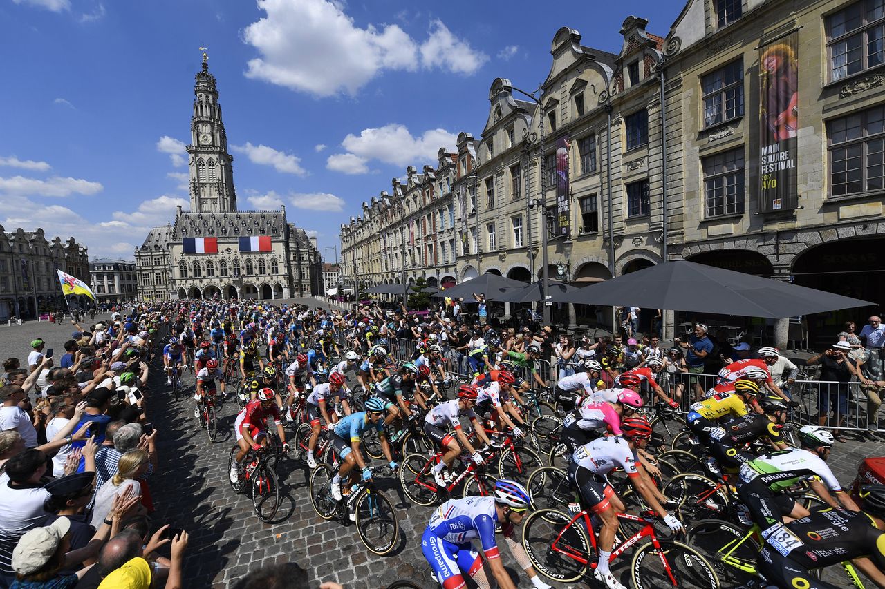 The start of stage 9