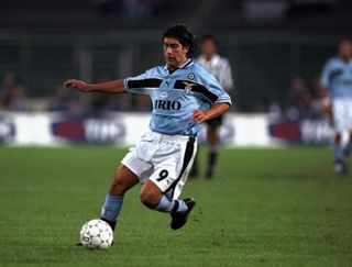 Marcelo Salas in action for Lazio against Juventus in 1998.