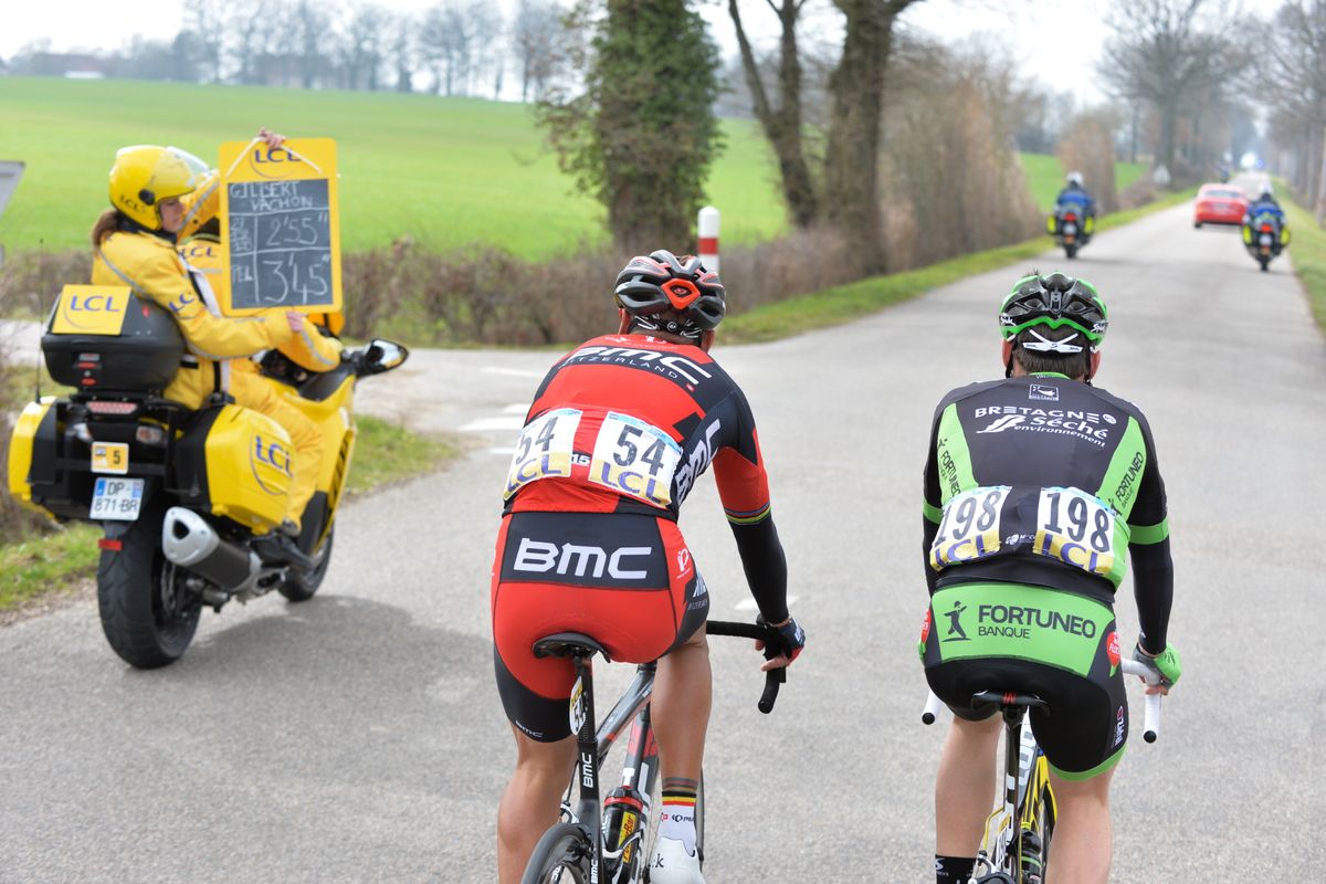 Philippe Gilbert (BMC) and Florian Vachon (Bretagne Seche-Environment) get the time gap to the peloton