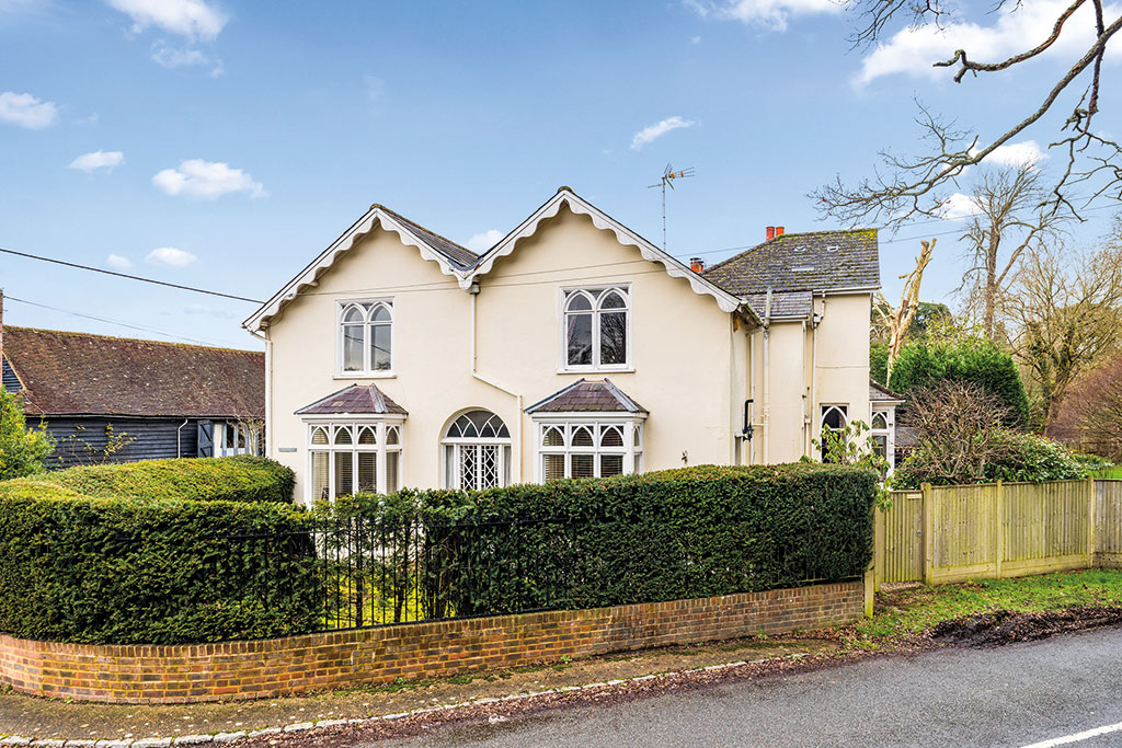 Properties in areas in The Sunday Times &lsquo;Best Places to Live 2026&rsquo; &ndash; Park House, Ardingly Road, Lindfield, West Sussex