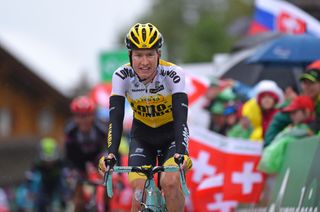 Wilco Kelderman (LottoNl-Jumbo) finishes fifth to move into the overall lead