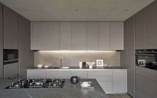 Bespoke kitchen by Dada in milanese apartment for a DJ