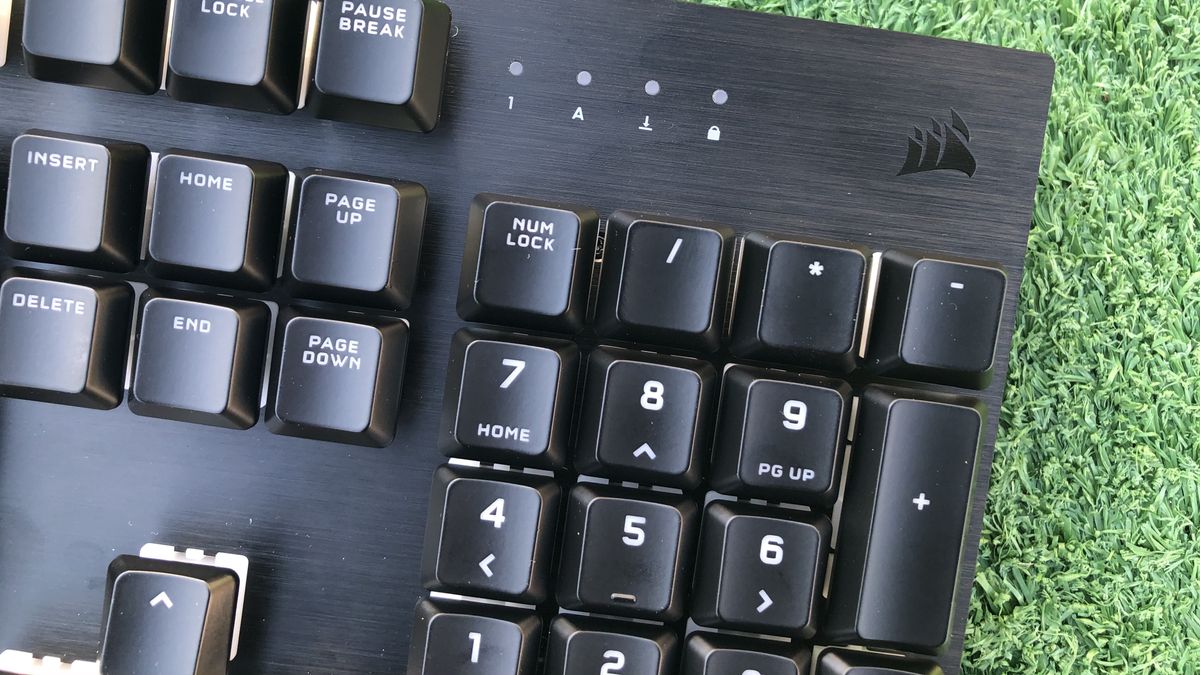 Corsair K60 RGB Pro