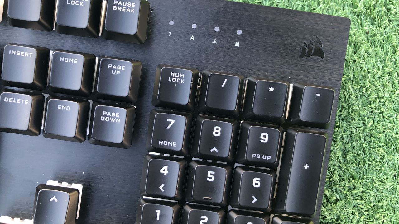 Corsair K60 RGB Pro