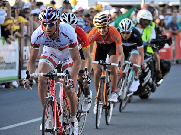 Aleksandr Kuschynski (Katusha) leads the break in the Cancer Council Classic