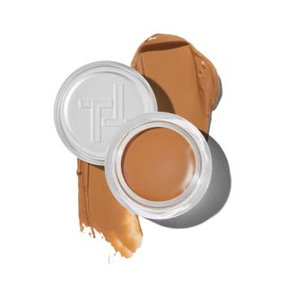 Product shot of Trinny London Golden Glow, one of the best bronzers for fair skin