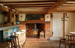 Bottle & Glass Inn, Binfield