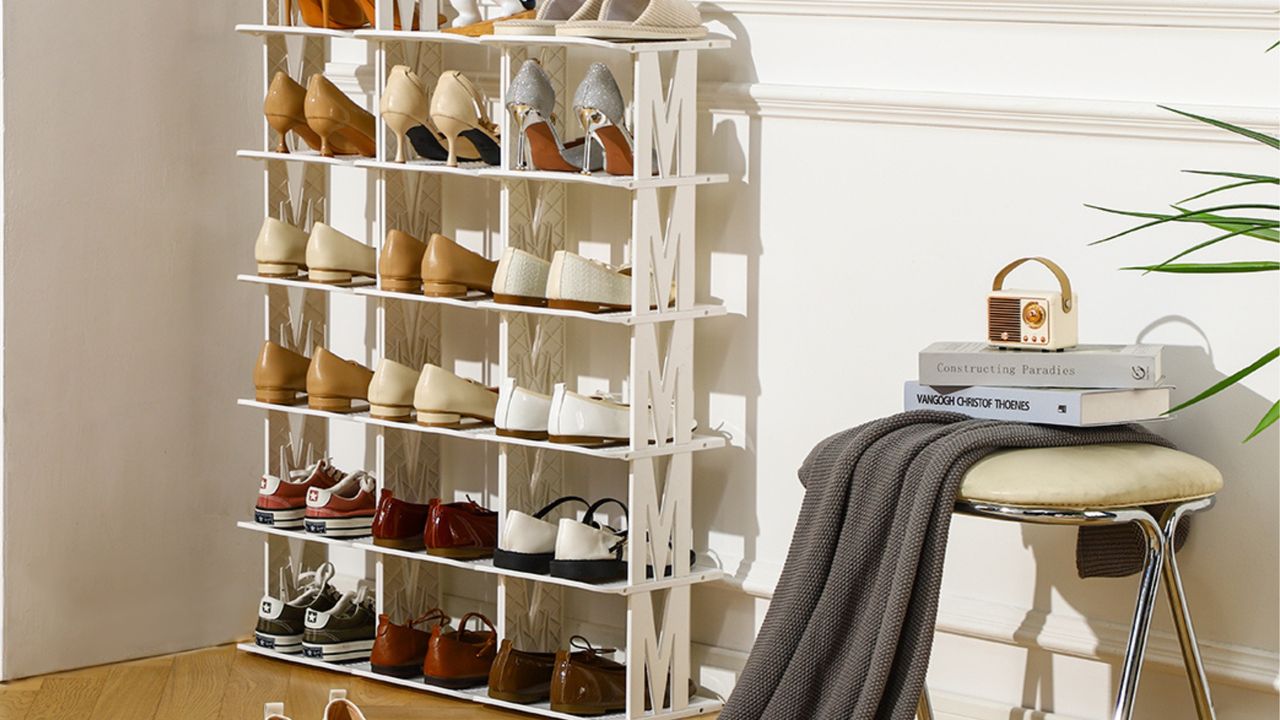 Shoe organizer in hallway