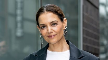 katie holmes on a neutral background