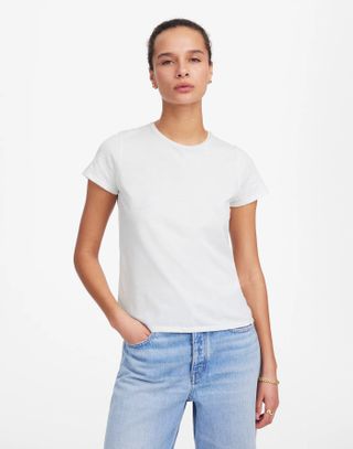 Madewell Essential Slim Tee in Lightweight Cotton