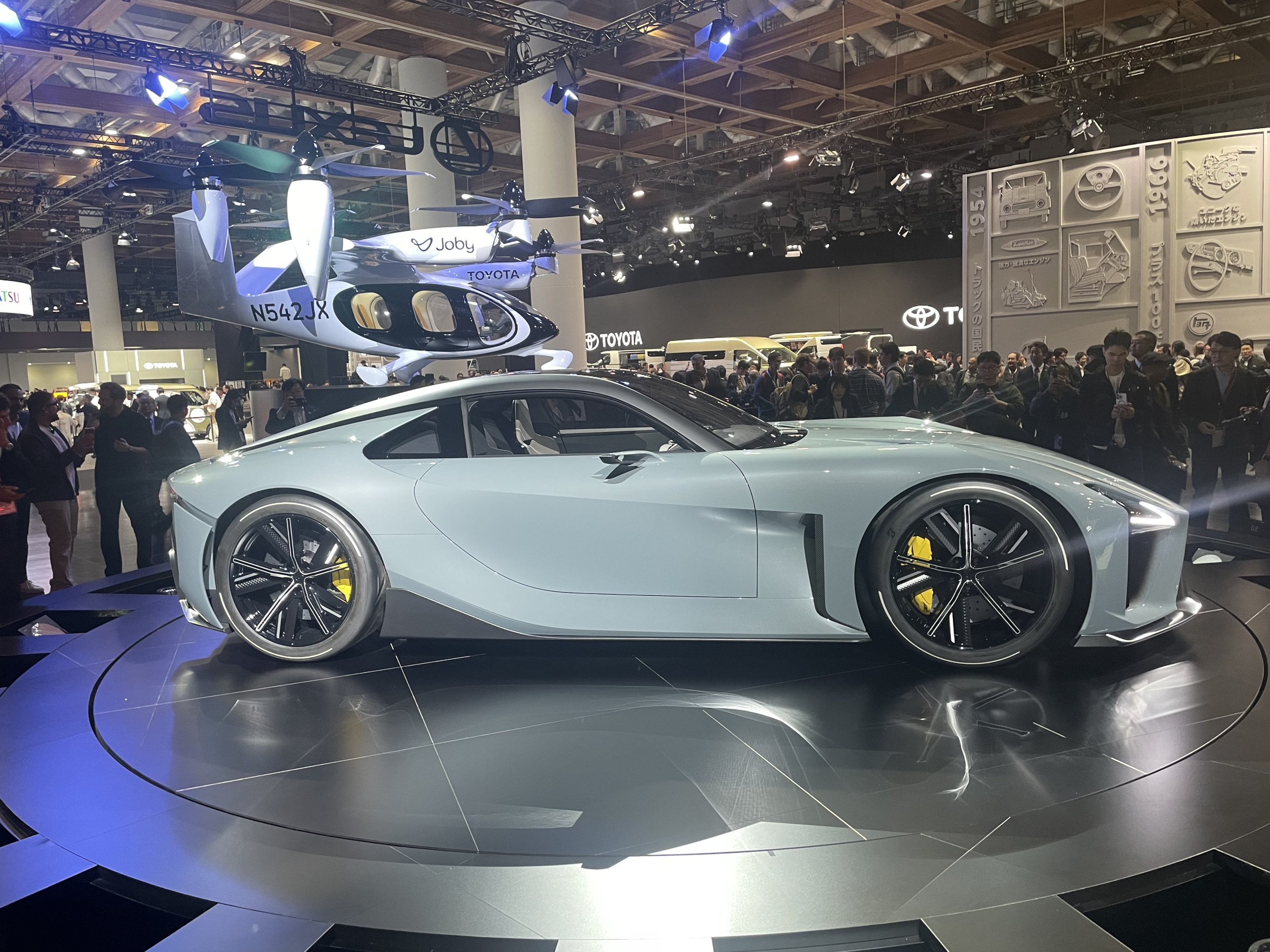 Lexus Sports concept with the Joby eVTOL air taxi in the background
