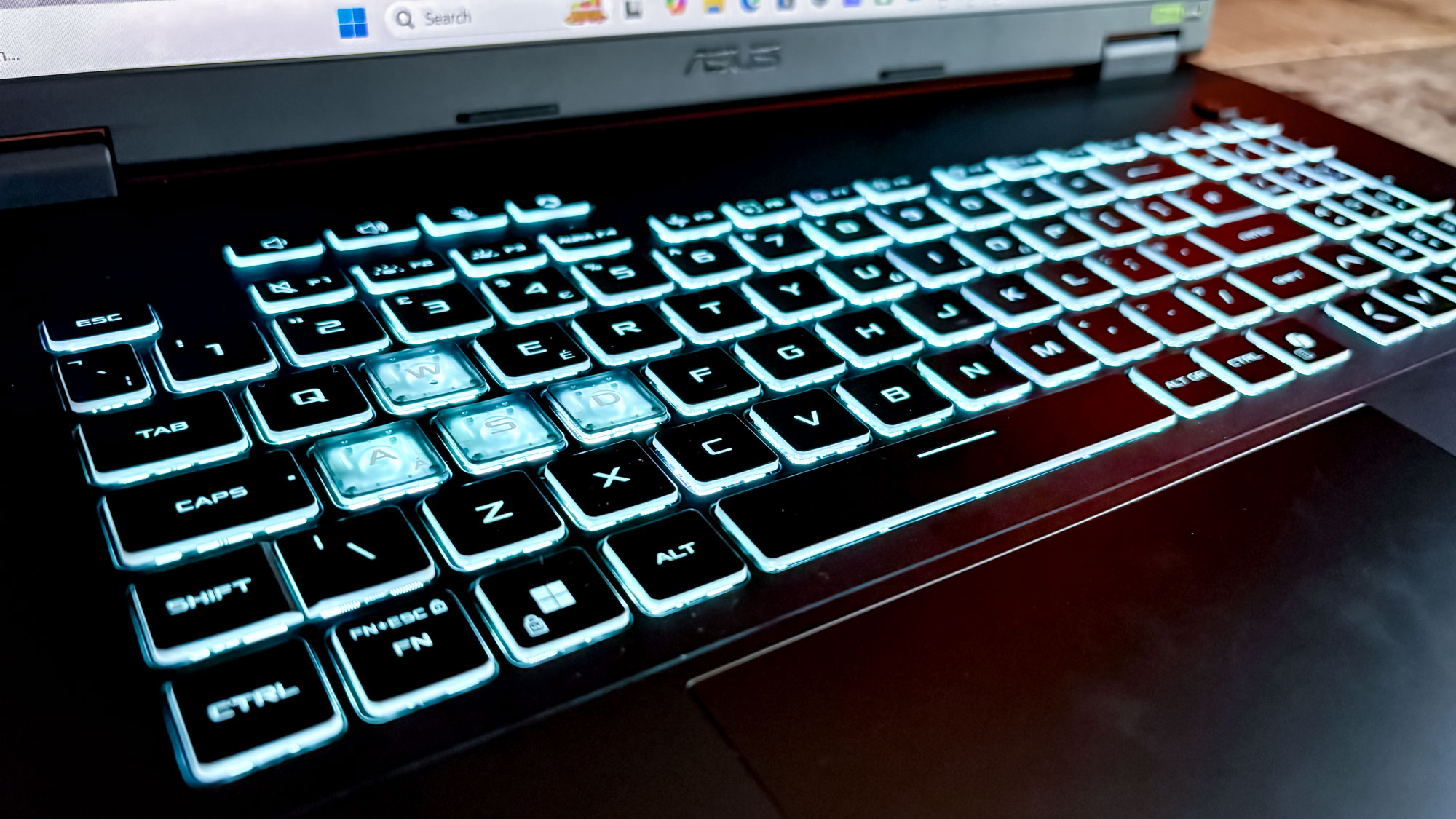 Asus TUF Gaming A18