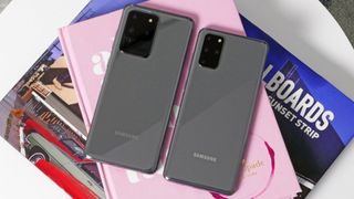 Left: Samsung Galaxy S20 Ultra, right: Samsung Galaxy S10 Plus
