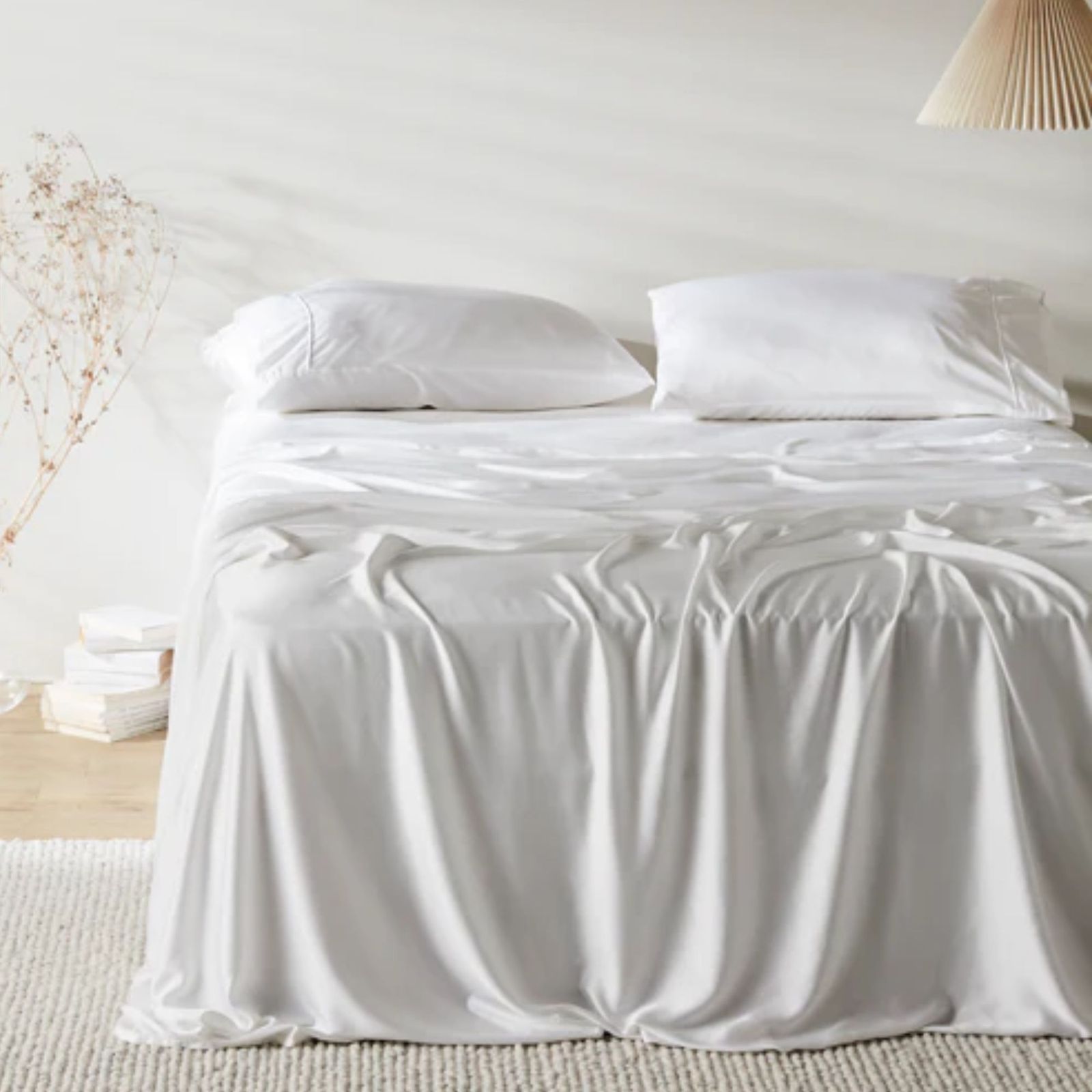 What is sateen? The silk-smooth weave for sensitive sleepers | Homes ...