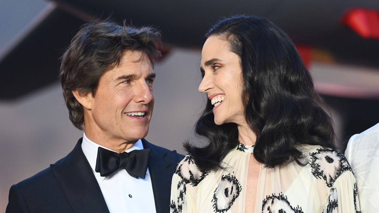 Tom Cruise and Jennifer Connelly at the Top Gun: Maverick London premiere