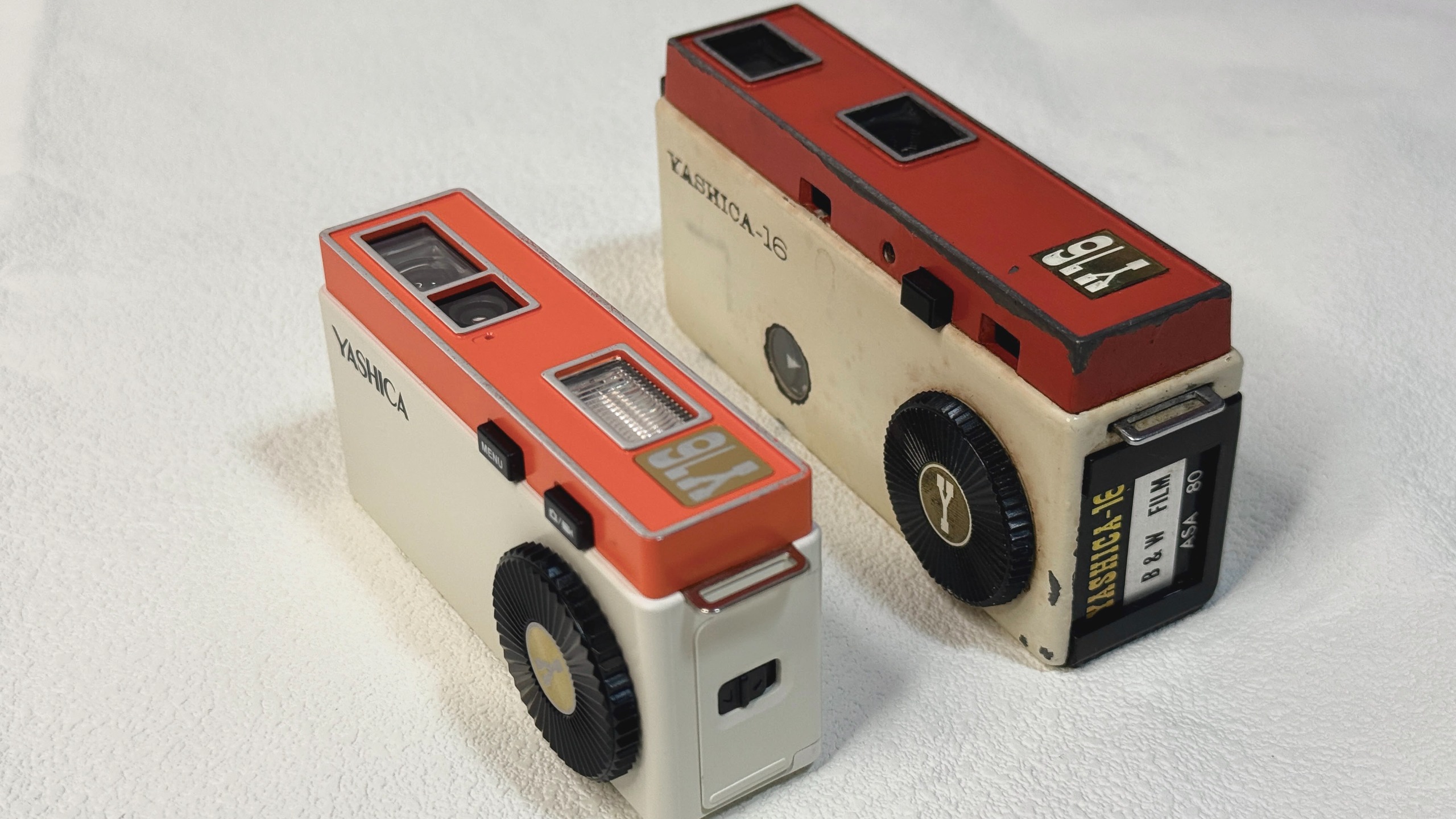 The Yashica Y16 Pocket digital camera