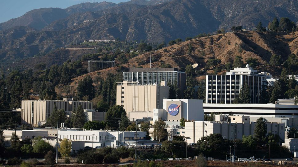 NASA's Jet Propulsion Lab closed due to raging LA fires | Space