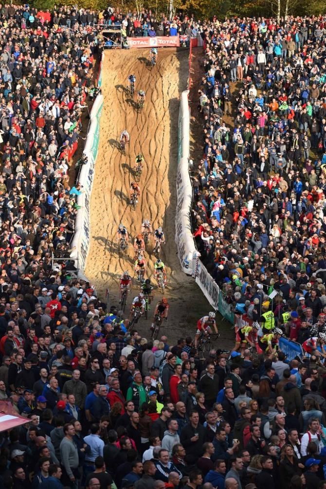 There was no single line chosen by the men on the descent