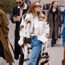 Cow print coat street style