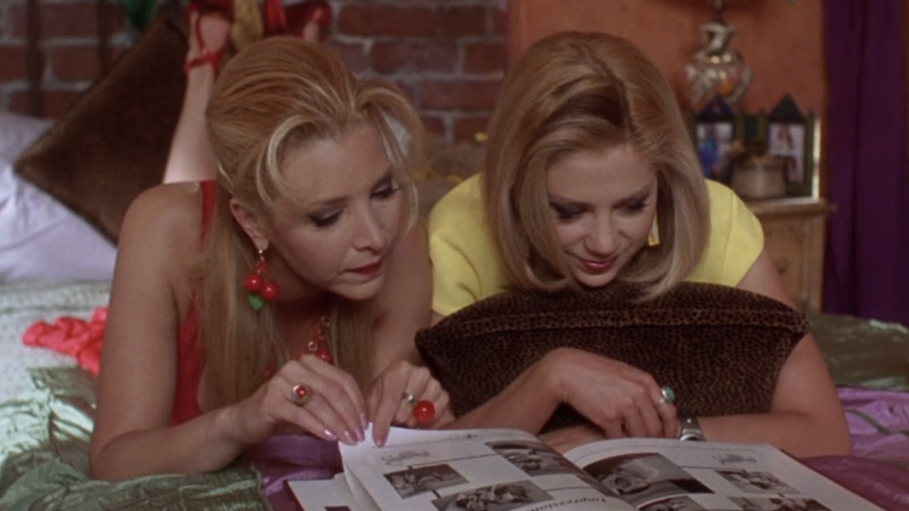 Lisa Kudrow and Mira Sorvino in Romy and Michelle's High School Reunion