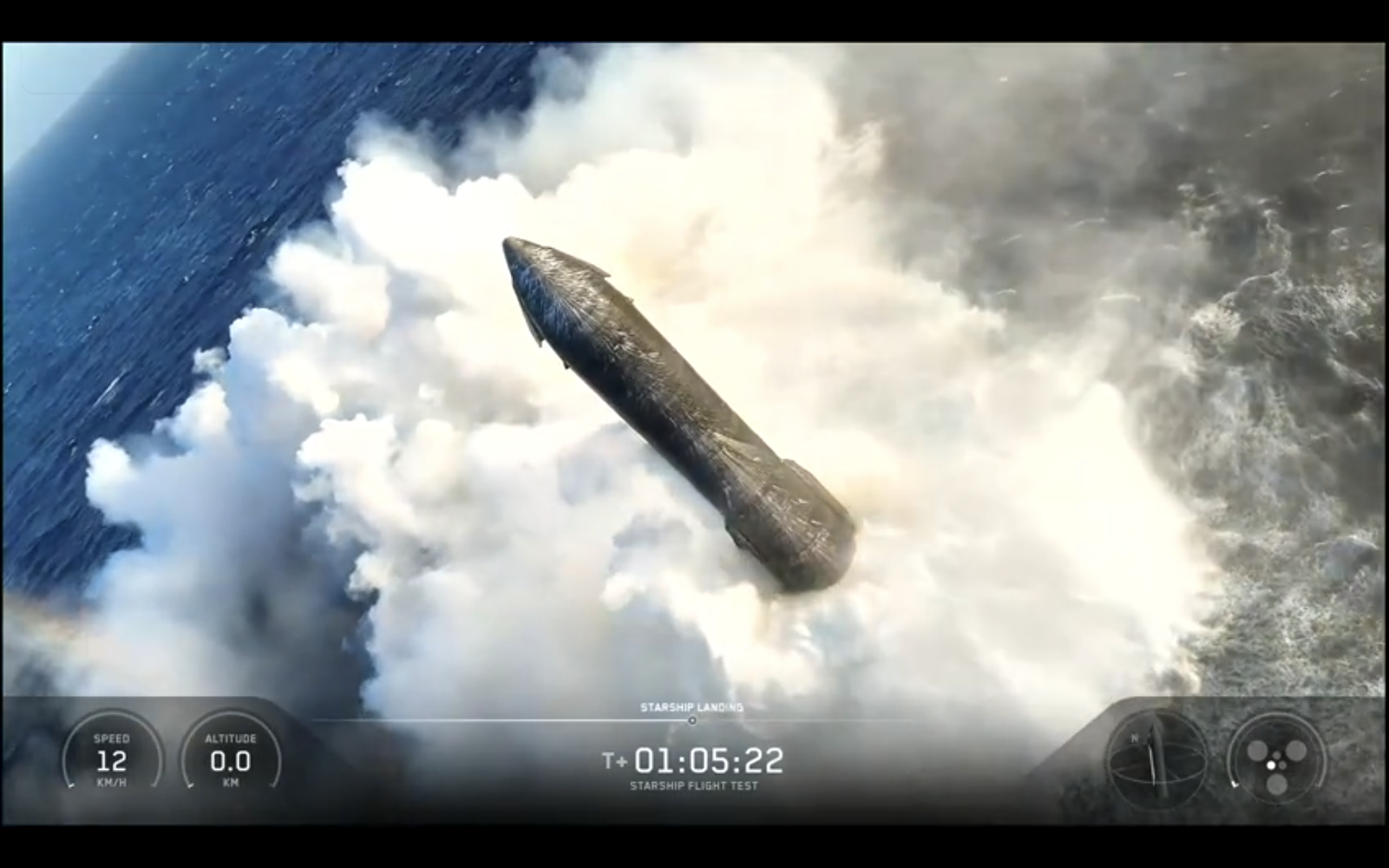 13 號班機濺落，SpaceX 的 Starship 太空飛行器漂浮在印度洋上。