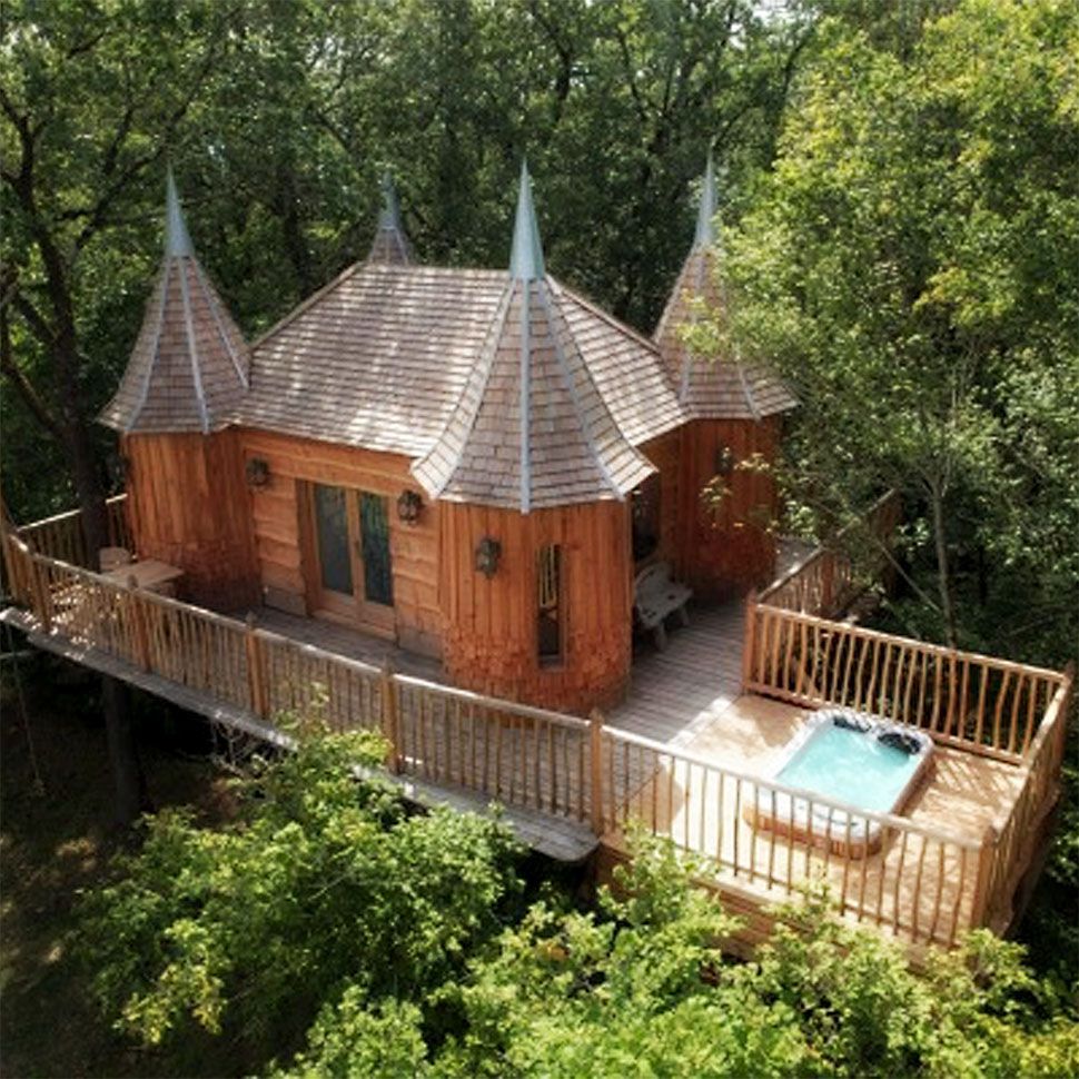 Treehouse hotel: Châteaux dans les Arbres, Dordogne